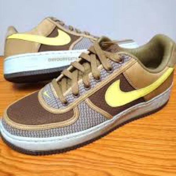 Nike Other - DS Nike x Undefeated 2006 OG Air Force
1 Insideout Priority Canteen 9
AUTHENTIC